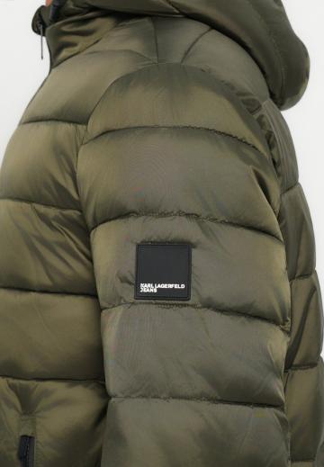 Зимняя куртка