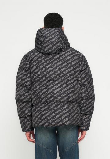 Зимняя куртка