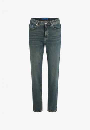 Узкие джинсы