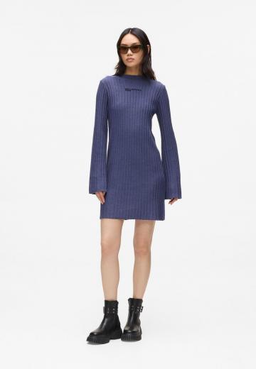 Вязаное платье