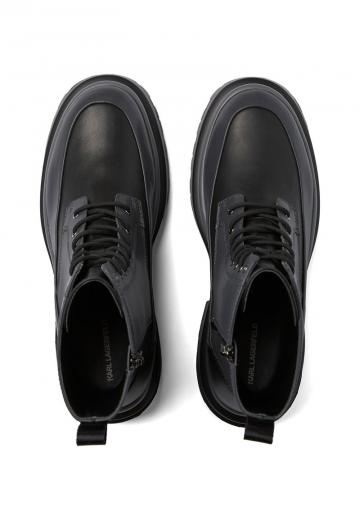 Ботинки на шнуровке