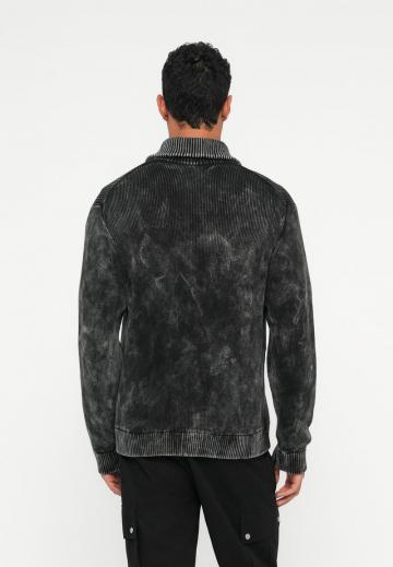 Вязаная кофта