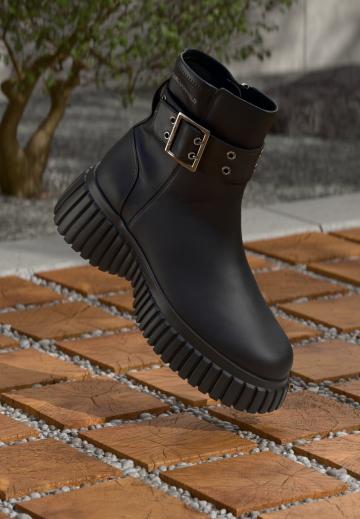 Ковбойские сапожки