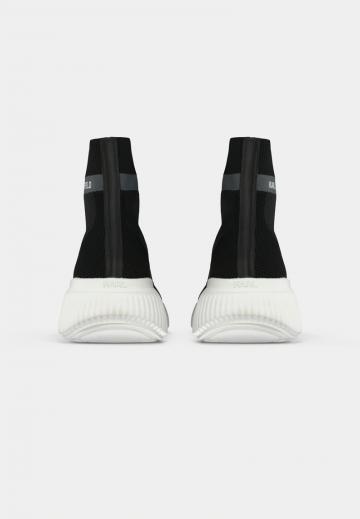 Сапожки на танкетке