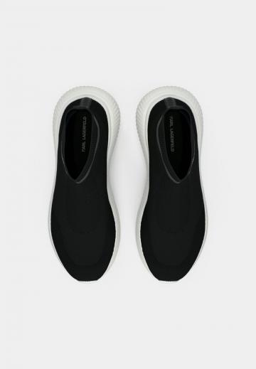 Сапожки на танкетке