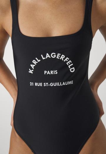 Слитный купальник