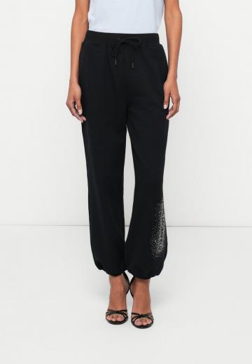 Спортивные штаны