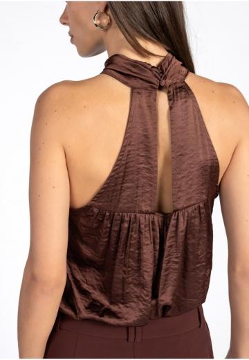 Блузка без рукавов