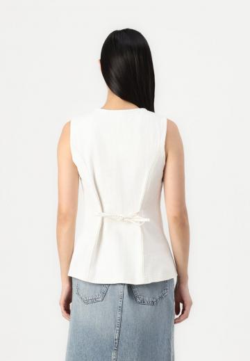 Джинсовая жилетка