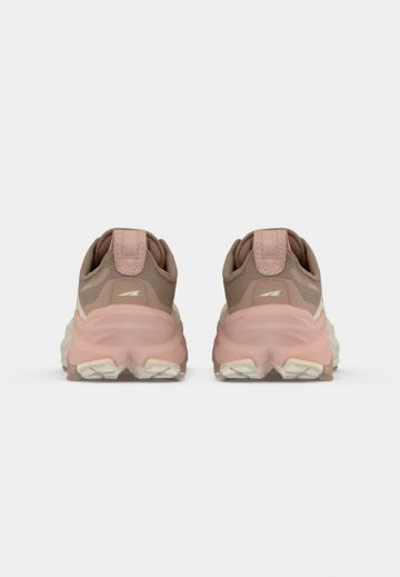 Беговые кроссовки