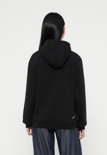 Пуловер с капюшоном