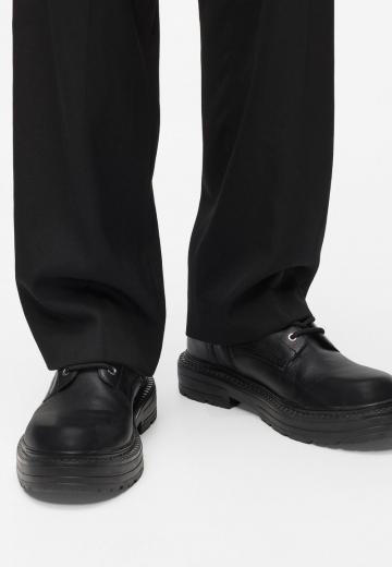 Ботинки на шнуровке