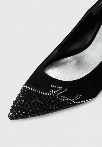 Туфли на высоком каблуке