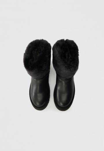 Широкие сапоги