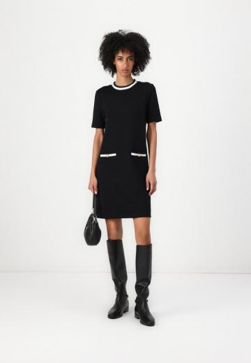 Короткое платье