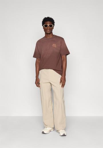 Спортивные штаны