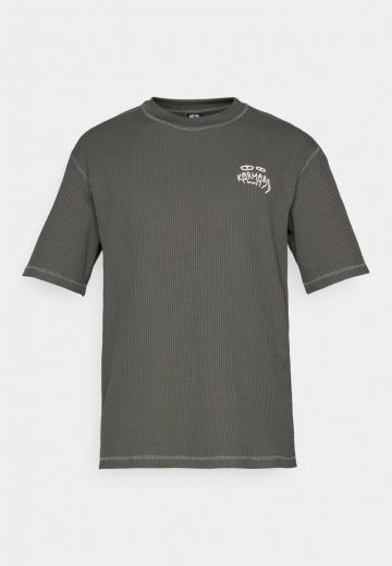 Спортивная майка