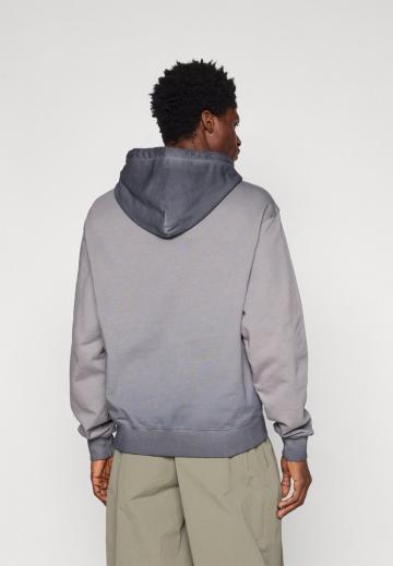 Спортивная кофта