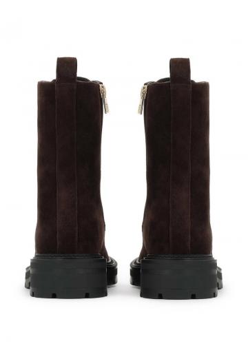 Ботинки на шнуровке