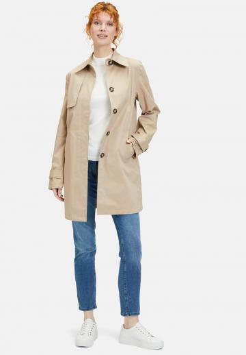 Короткое пальто