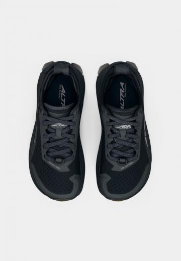 Беговые кроссовки