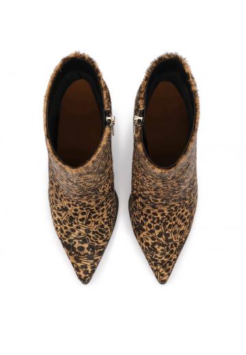 Полусапожки на высоком каблуке