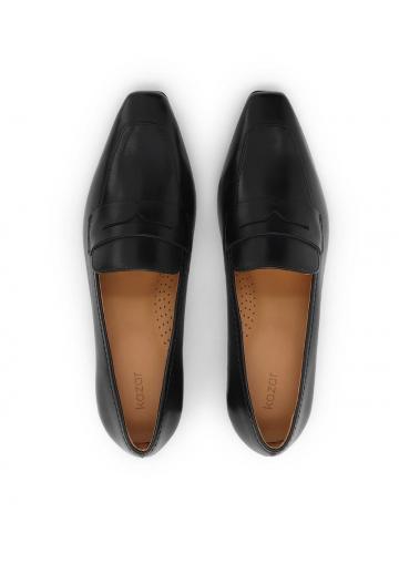 Туфли с высоким носом