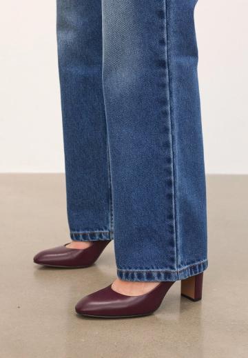 Туфли на высоком каблуке