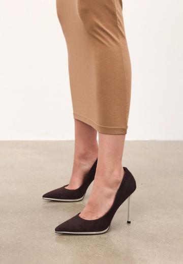 Туфли на высоком каблуке