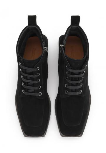 Полусапожки на высоком каблуке