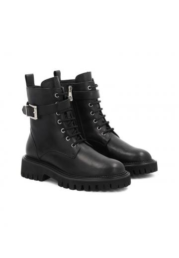 Полусапожки на высоком каблуке