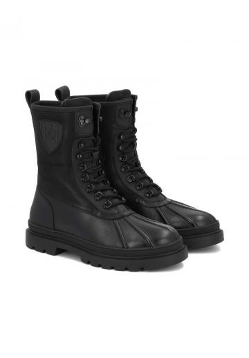 Ботинки на шнуровке