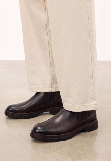 Ботинки на шнуровке