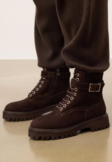 Полусапожки на высоком каблуке