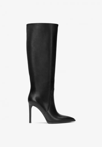 Высокие сапоги