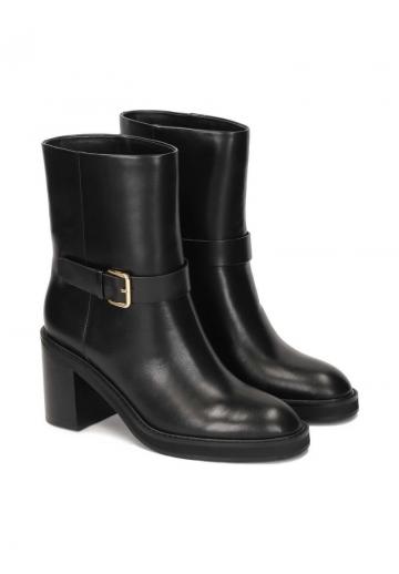 Полусапожки на высоком каблуке