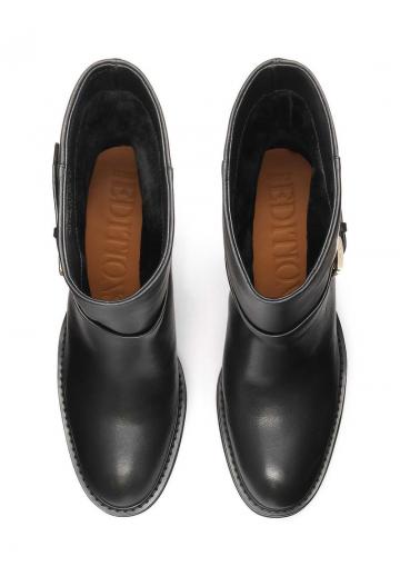 Полусапожки на высоком каблуке