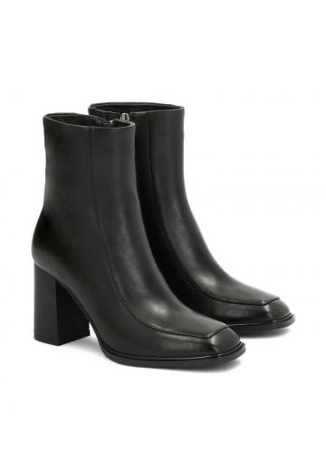 Полусапожки на высоком каблуке