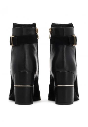 Полусапожки на высоком каблуке