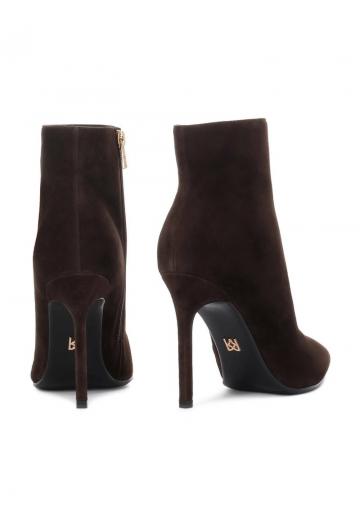 Полусапожки на высоком каблуке