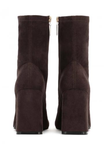 Полусапожки на высоком каблуке