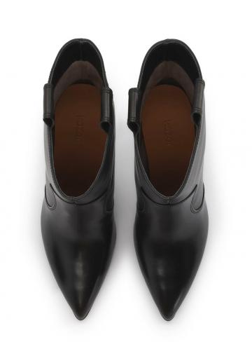 Полусапожки на высоком каблуке