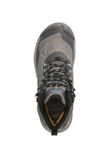 Походные ботинки