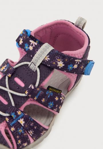 Детская обувь