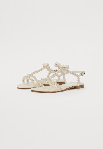 Гандбольные кроссовки