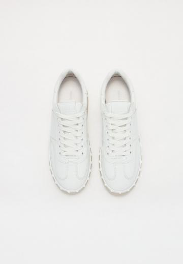 Гандбольные кроссовки