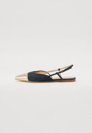 Гандбольные кроссовки