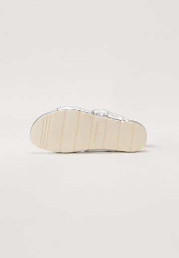 Гандбольные кроссовки