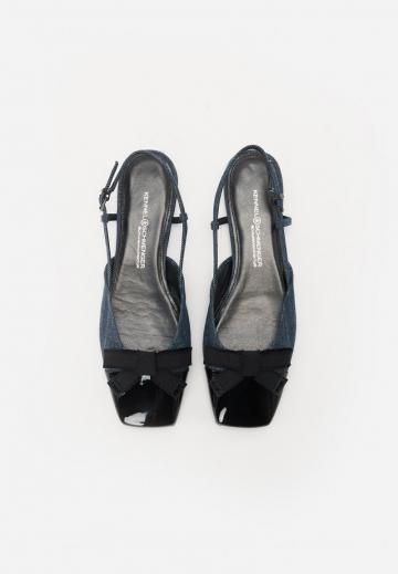 Гандбольные кроссовки