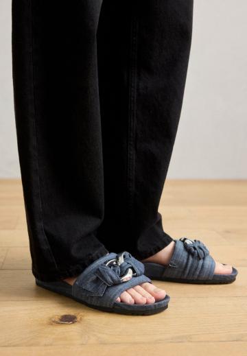 Гандбольные кроссовки